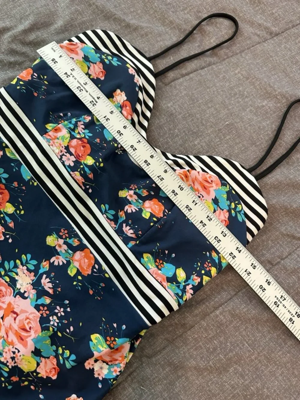 Cupshe One Piece Swimsuit‎ L Floral Stripe Navy Pink Padded Adjustable Straps